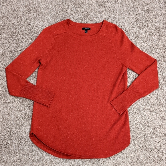Sparkly glitter red long sleeve basic sweater Apt 9. size small - Picture 1 of 4